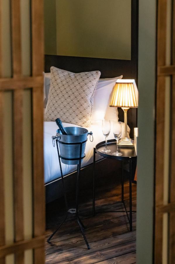 The Bear Hotell Bath Exteriör bild